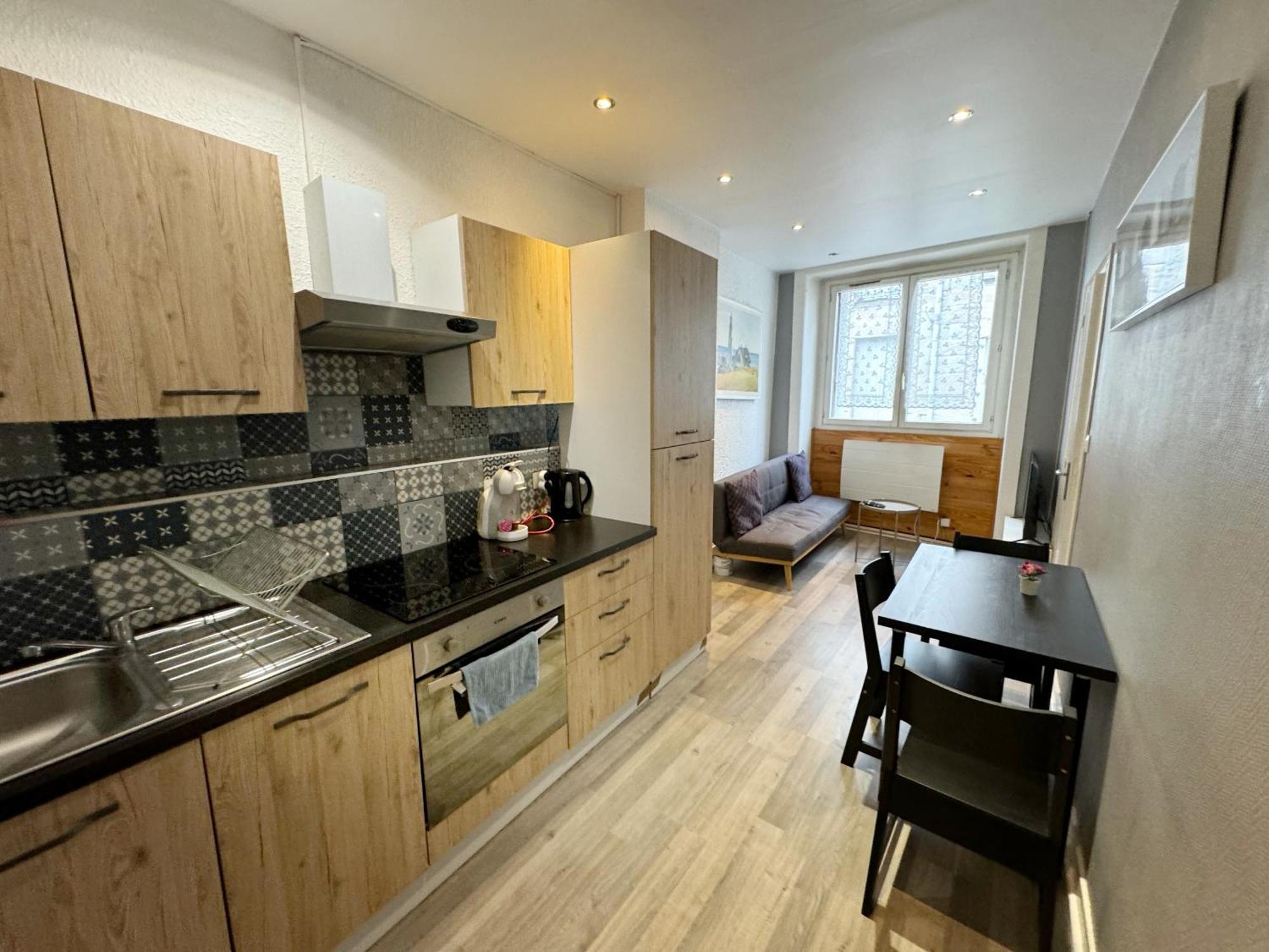 010 Chic & Cosy F1 29M2 Hypercentre Wifi Smart Tv Netflix Appartement Saint-Etienne  Buitenkant foto